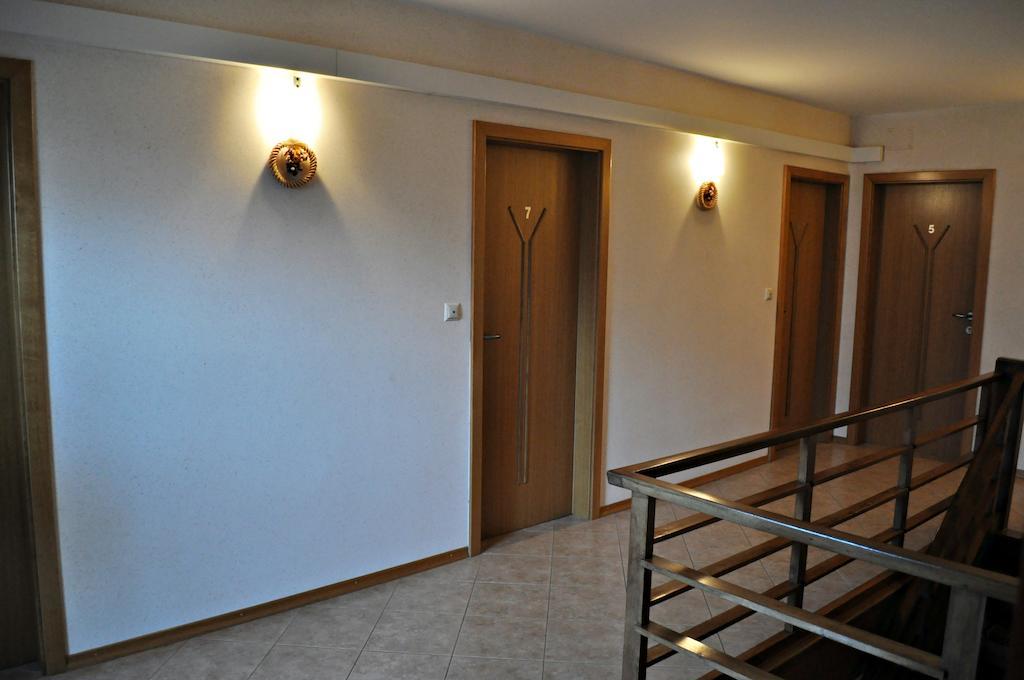 Rooms Sustersic Ljubljana Bagian luar foto